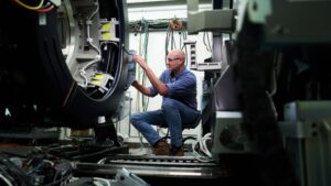 ge-healthcare-industrial-equipment-maintenance-manufacturing
