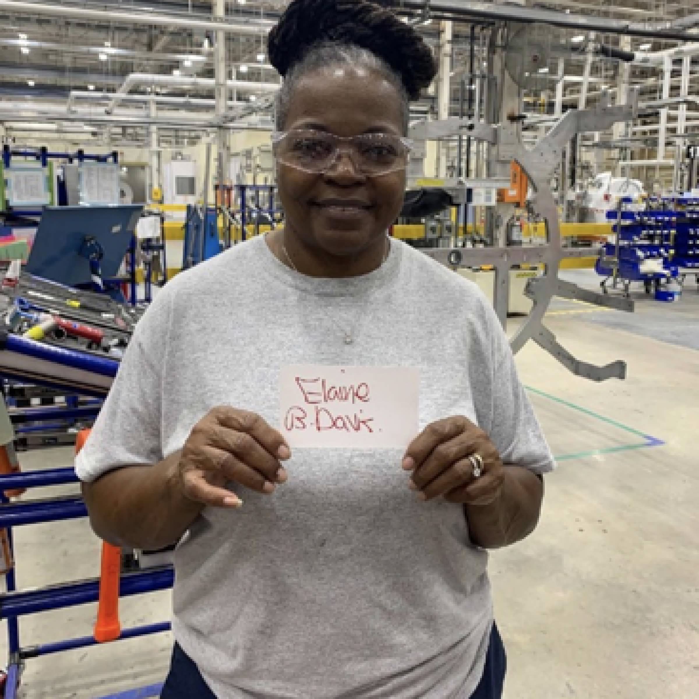 ge-healthcare-manufacturing-employee-portrait